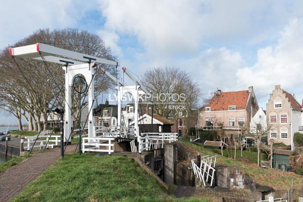 Ophaalbrug met kanon in Schoonhoven [1000290]