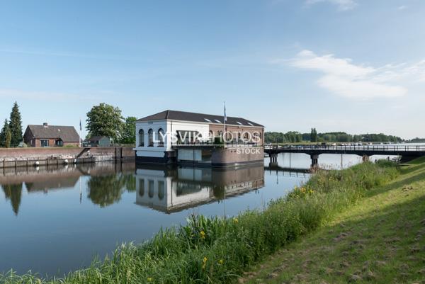 Voormalig stoomgemaal in Hardinxveld-Giessendam [01107161]