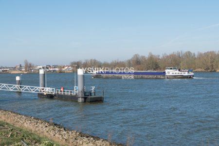 Afmeerplaats aan Lekdijk voor schepen