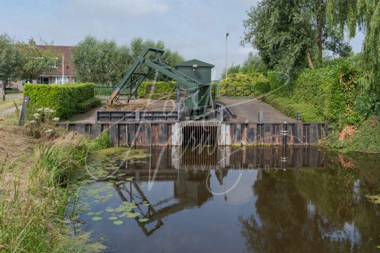 Gemaal aan de Kooiwijk in Oud-Alblas D8102065