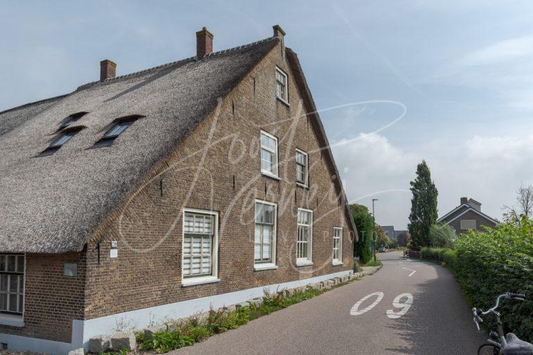 Monumentale boerderij aan de Bovenkerkseweg 18 en 20 D8102887