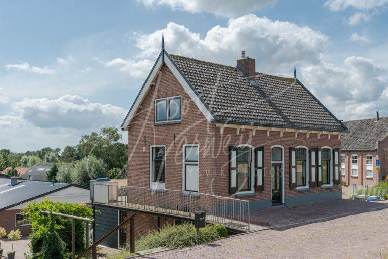 Dijkwoning Lekdijk 73 Waal D8102429