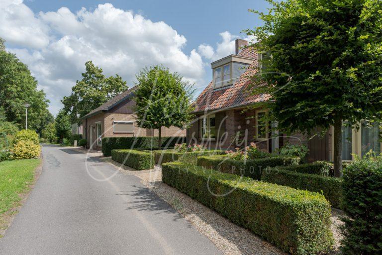 Straatje in het buurtschap Liesveld D8102486