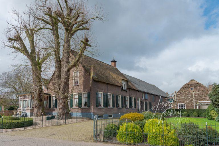 Monumentale boerderij aan de Hogewaard D8135867