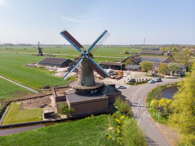 Korenmolen De Hoop in Oud-Alblas