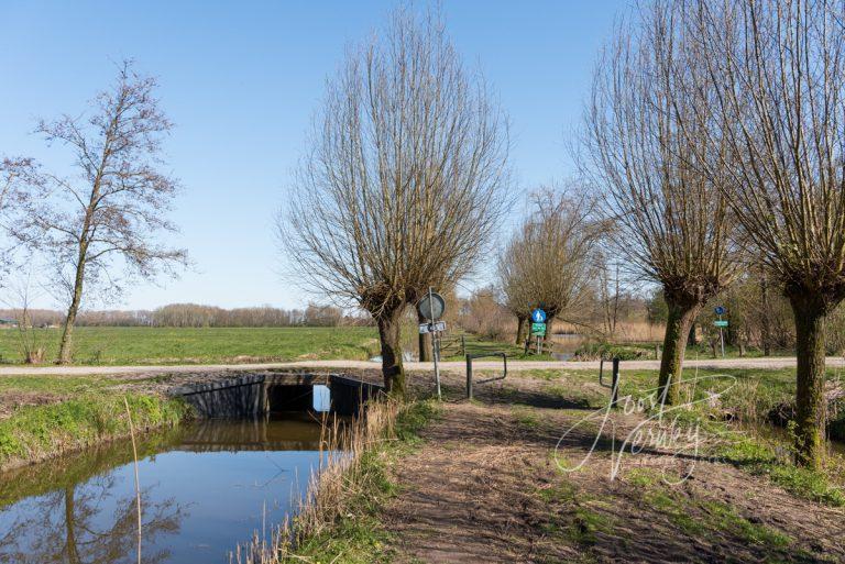 Tiendweg bij Slingelandse plassen