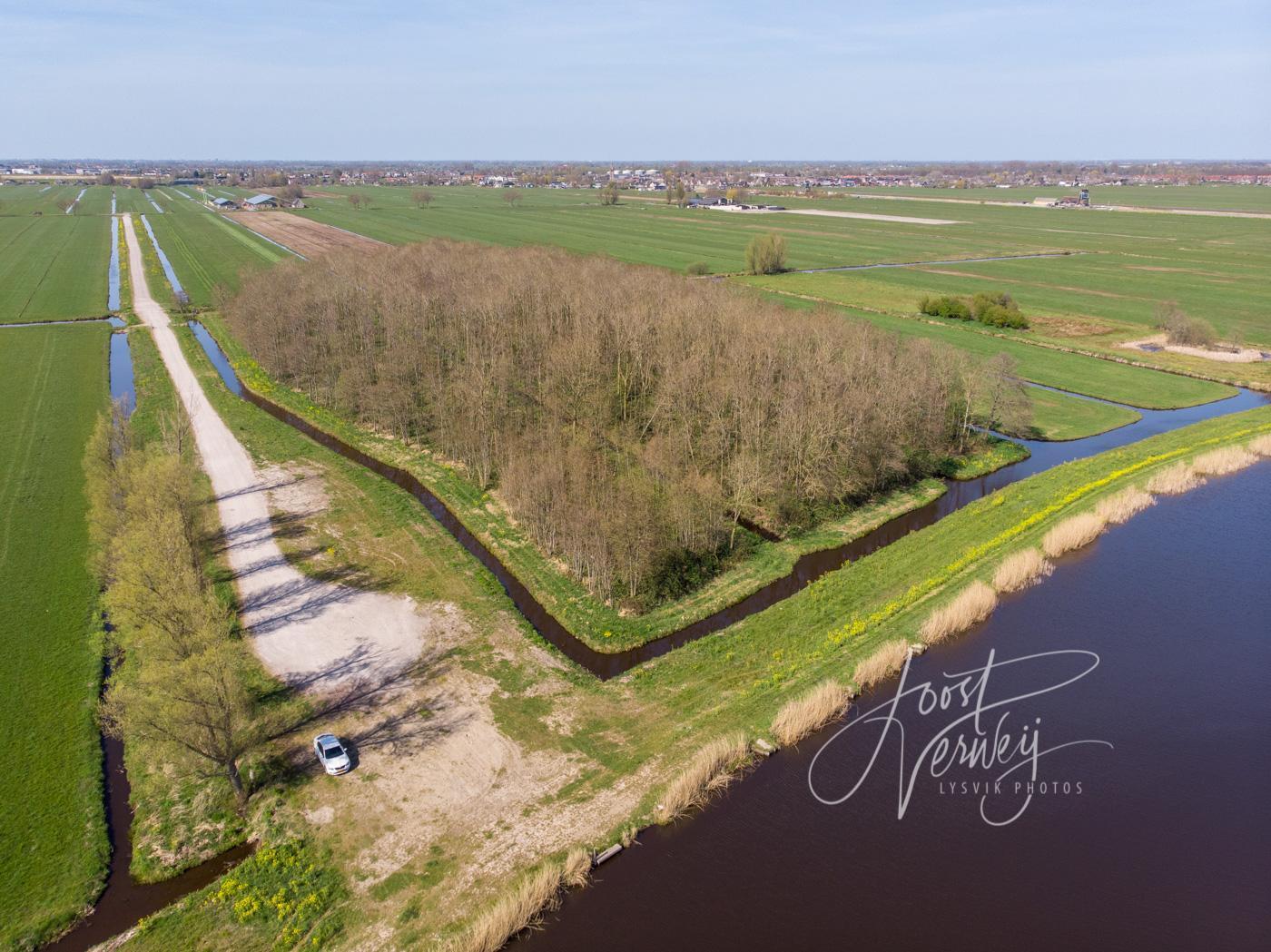 Luchtfoto bosperceel bij Achterwaterschap