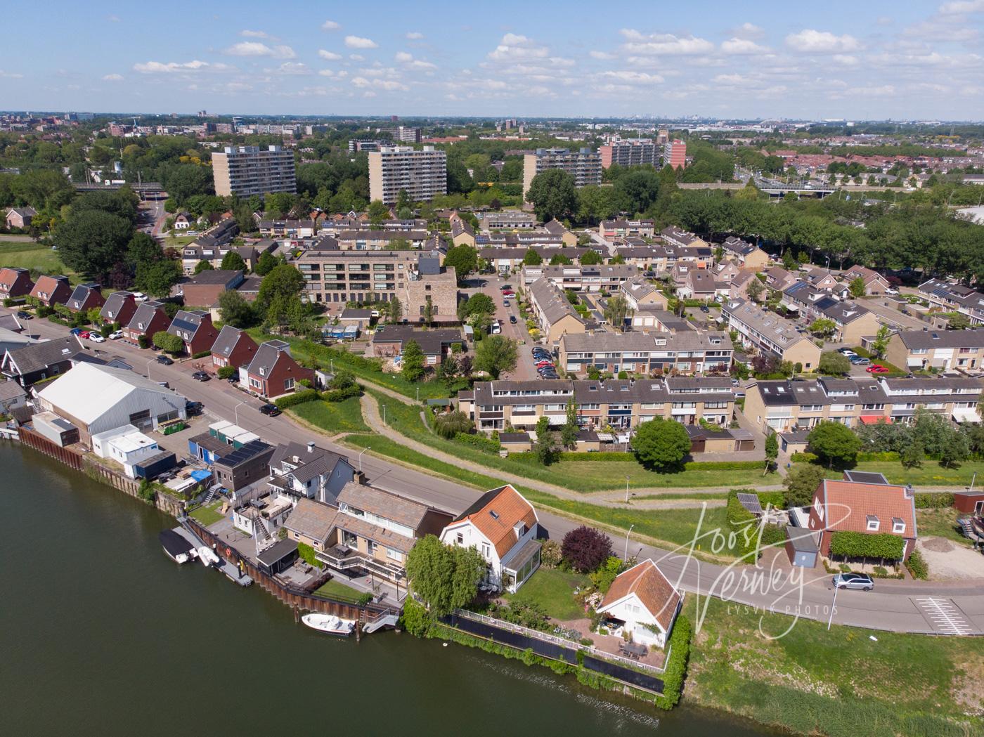 Luchtfoto wijk De Kooy