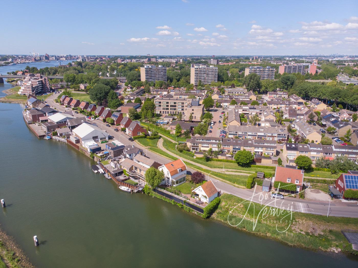 Luchtfoto wijk De Kooy