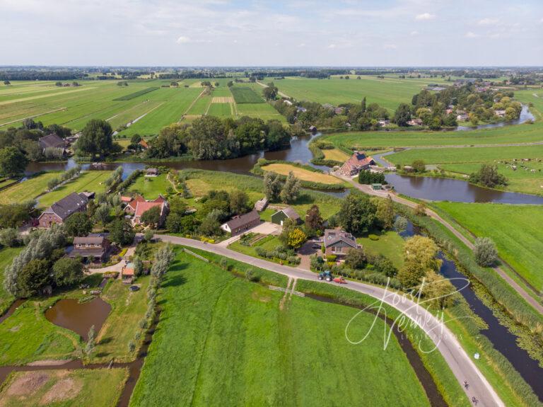 Luchtfoto riviertje de Giessen