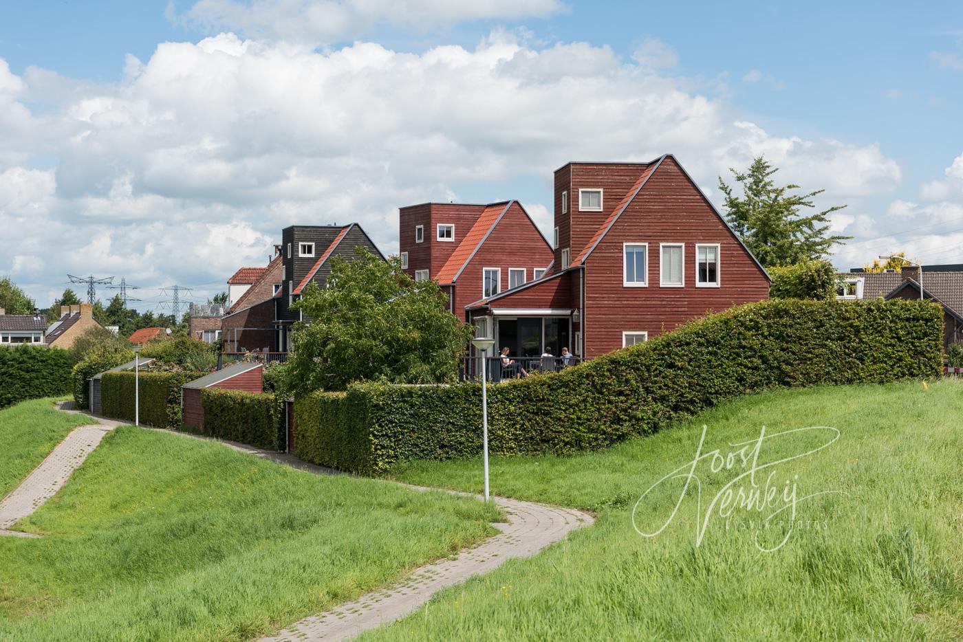 Dijkwoningen aan de Visschersbuurt
