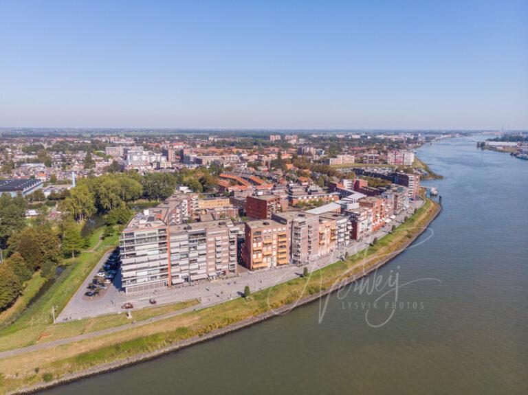 Luchtfoto Merwehoofd in Papendrecht