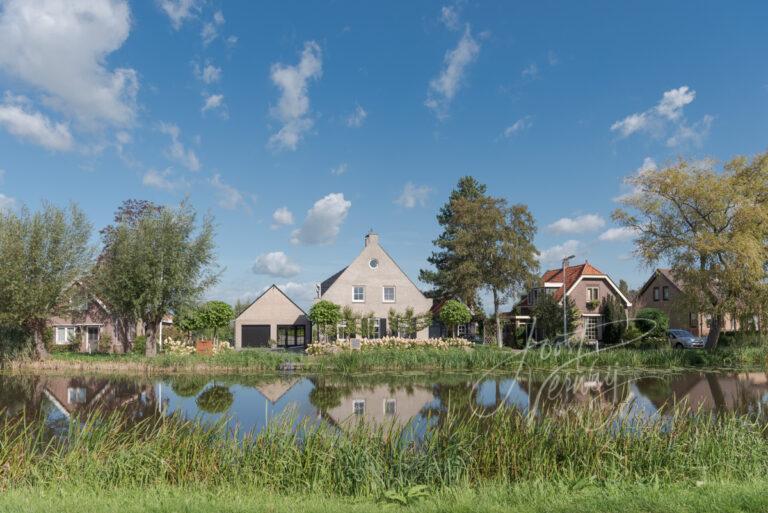 Woonhuizen aan de Graafstroom