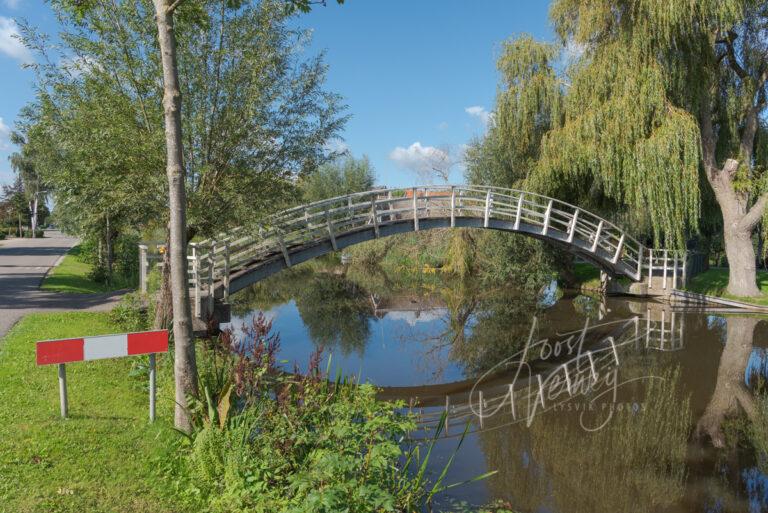 Bruggetje over veenriviertje de Graafstroom