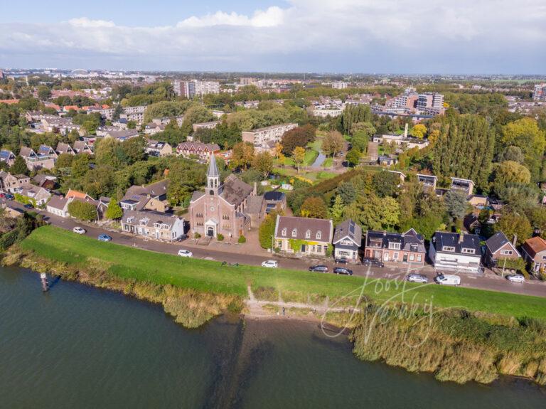 Luchtfoto Grote Kerk Papendrecht