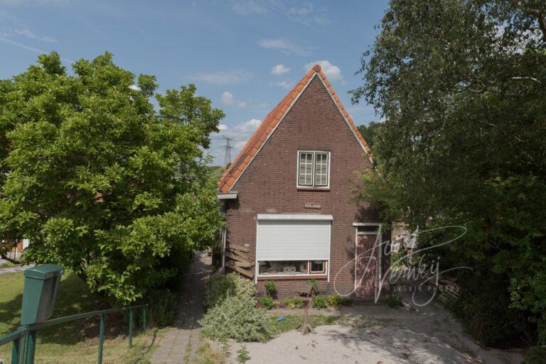 Dijkwoning aan de Baanhoek in Sliedrecht