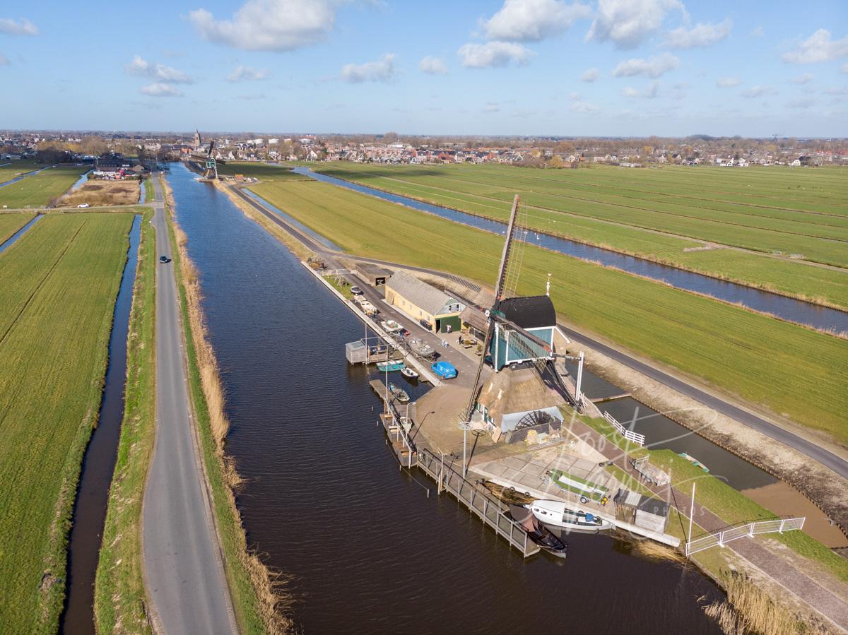 Luchtfoto Graaflandse molen in Groot-Ammers