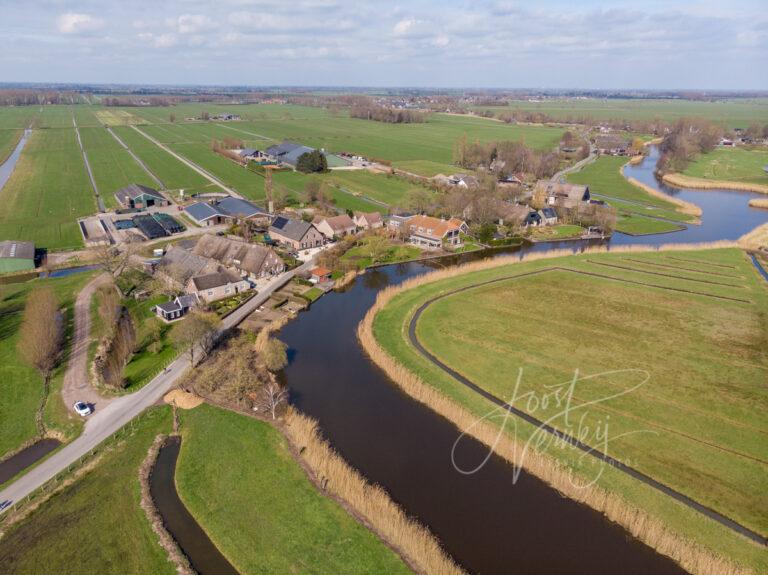 Luchtfoto riviertje de Lage Giessen