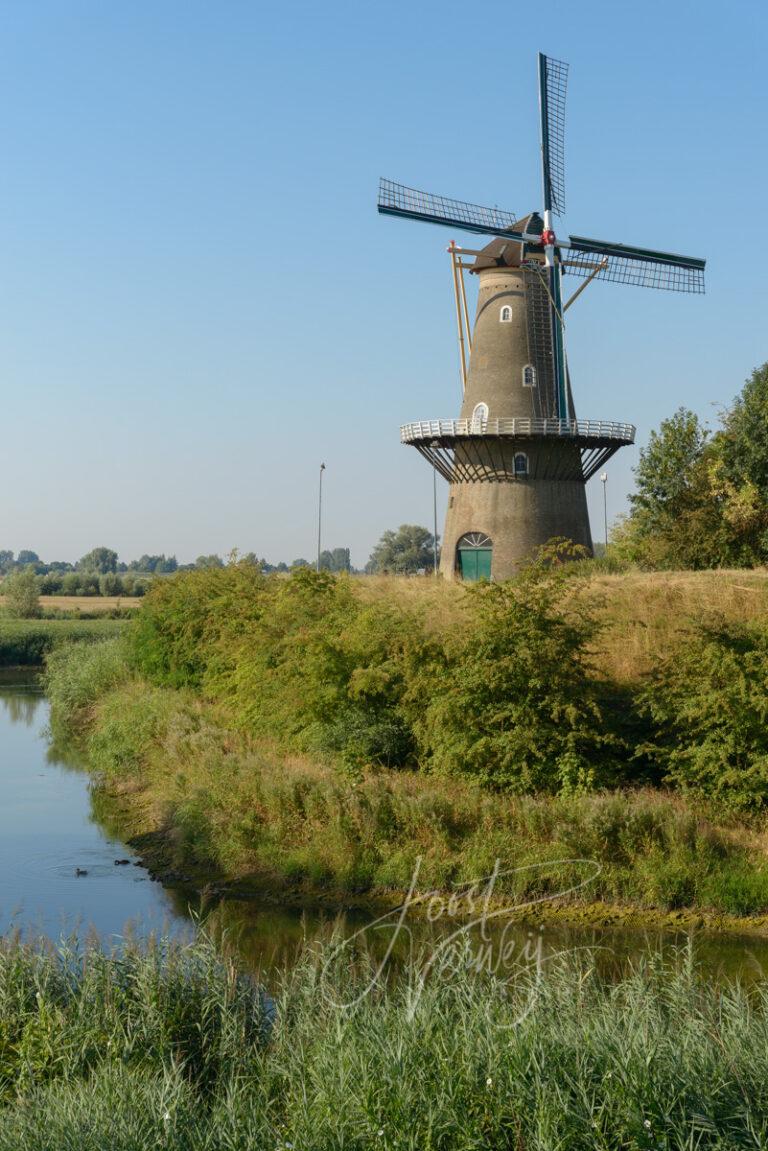 Stellingmolen De Hoop in Gorinchem