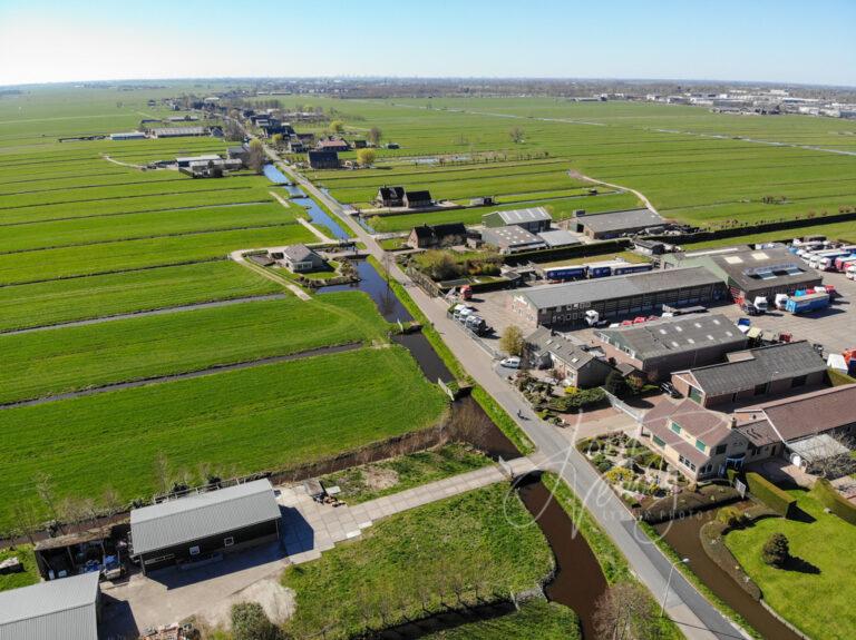 Luchtfoto buurtschap Graafland in Groot-Ammers D2203281242