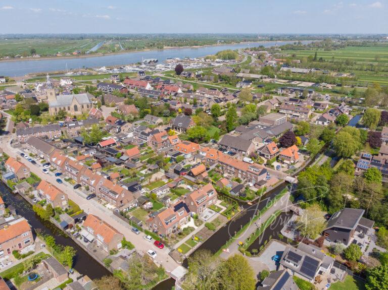 Luchtfoto dorp Streefkerk D2205021450