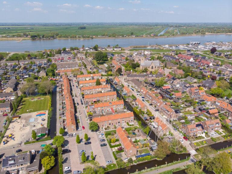 Luchtfoto dorp Streefkerk D2205021454