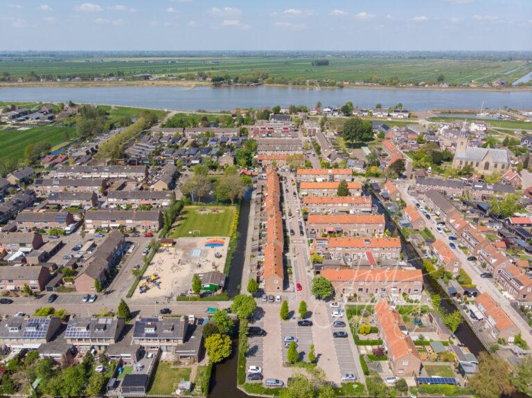 Luchtfoto dorp Streefkerk D2205021455