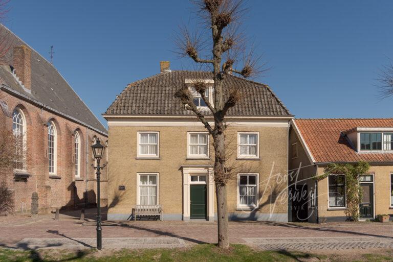 Rijksmonument aan de Binnenhaven in Nieuwpoort D81012733