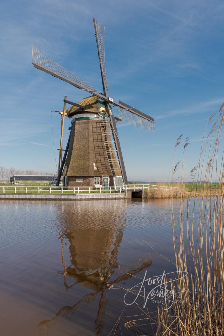 Achtkante molen in Groot-Ammers