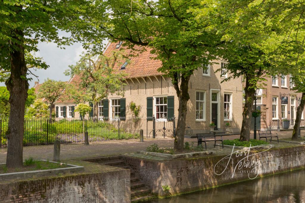 Doorkijkje aan de Buitenhaven in Nieuwpoort